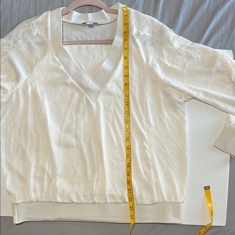 Express Cream V-Neck Blouse with Lace Detail - Picture 9 of 11